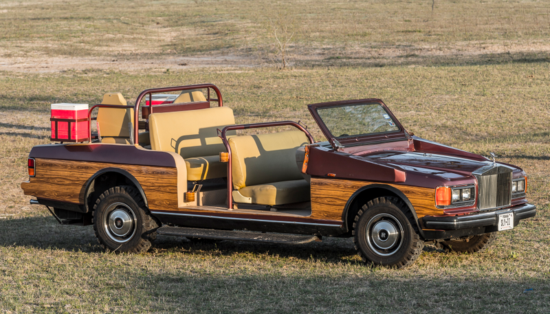 Illustration for article titled These Are The Insane Trucks Texans Use To Hunt Birds
